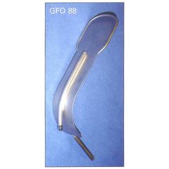 Iron intern retractor blade