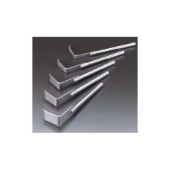 Iron intern retractor blade