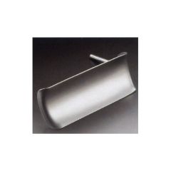 Iron intern retractor blade