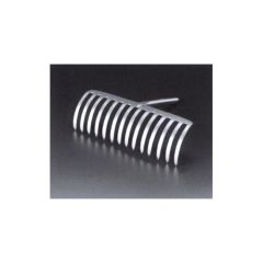 Iron intern retractor blade