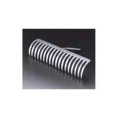 Iron intern retractor blade